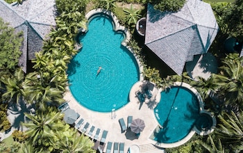 peace laguna resort and spa