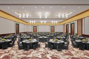 crowne plaza manila galleria by ihg