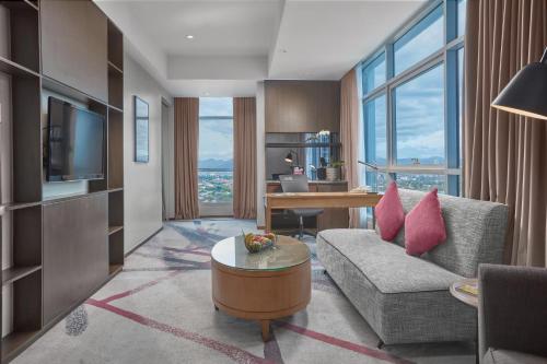 crowne plaza manila galleria by ihg