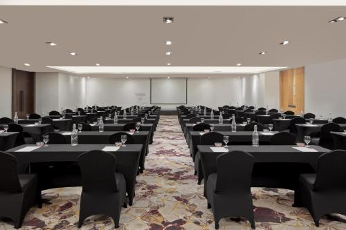 crowne plaza manila galleria by ihg