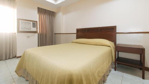 garden plaza hotel manila