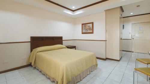 garden plaza hotel manila