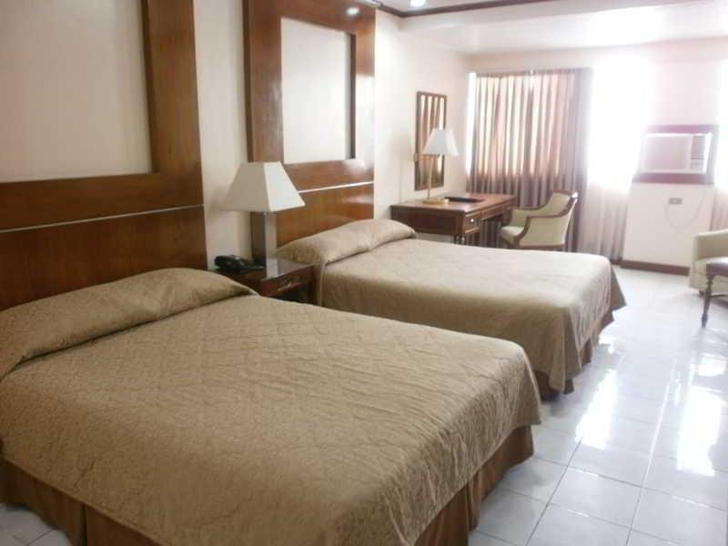 garden plaza hotel manila