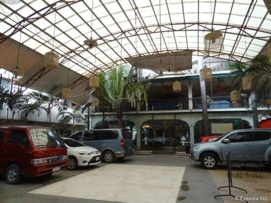garden plaza hotel manila