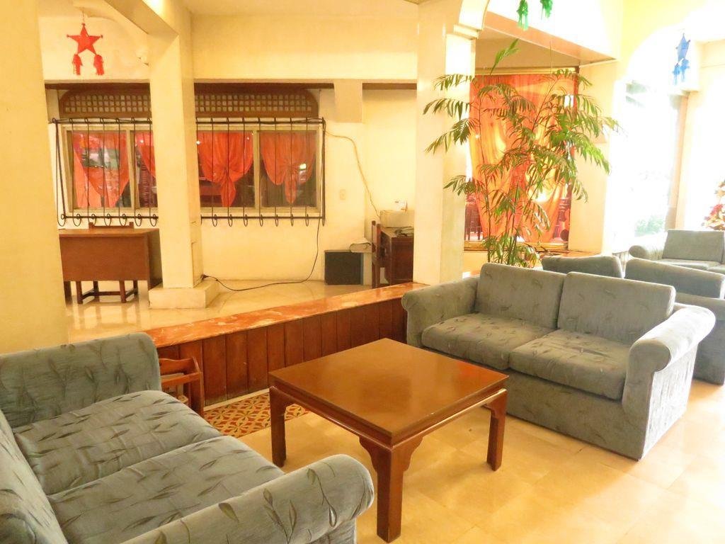 garden plaza hotel manila