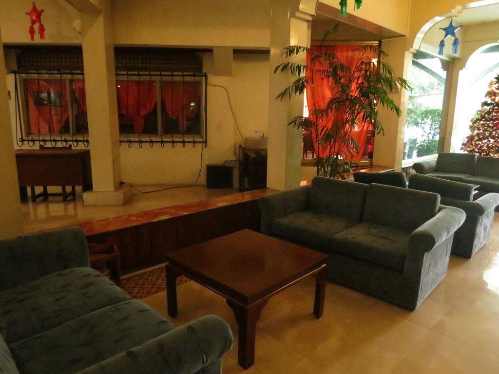 garden plaza hotel manila