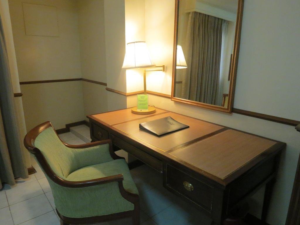 garden plaza hotel manila