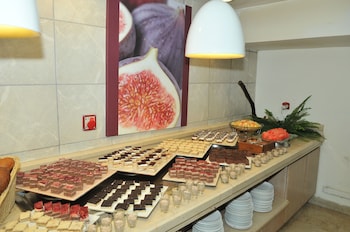 jerusalem gardens hotel