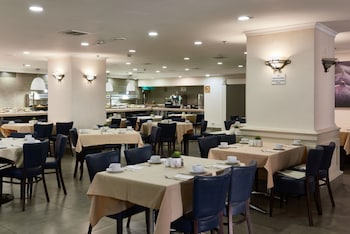 jerusalem gardens hotel