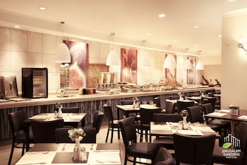 jerusalem gardens hotel