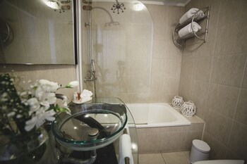 ker urquiza hotel