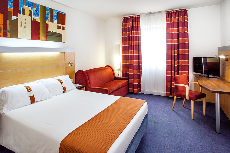 holiday inn express lisbon oeiras by ihg