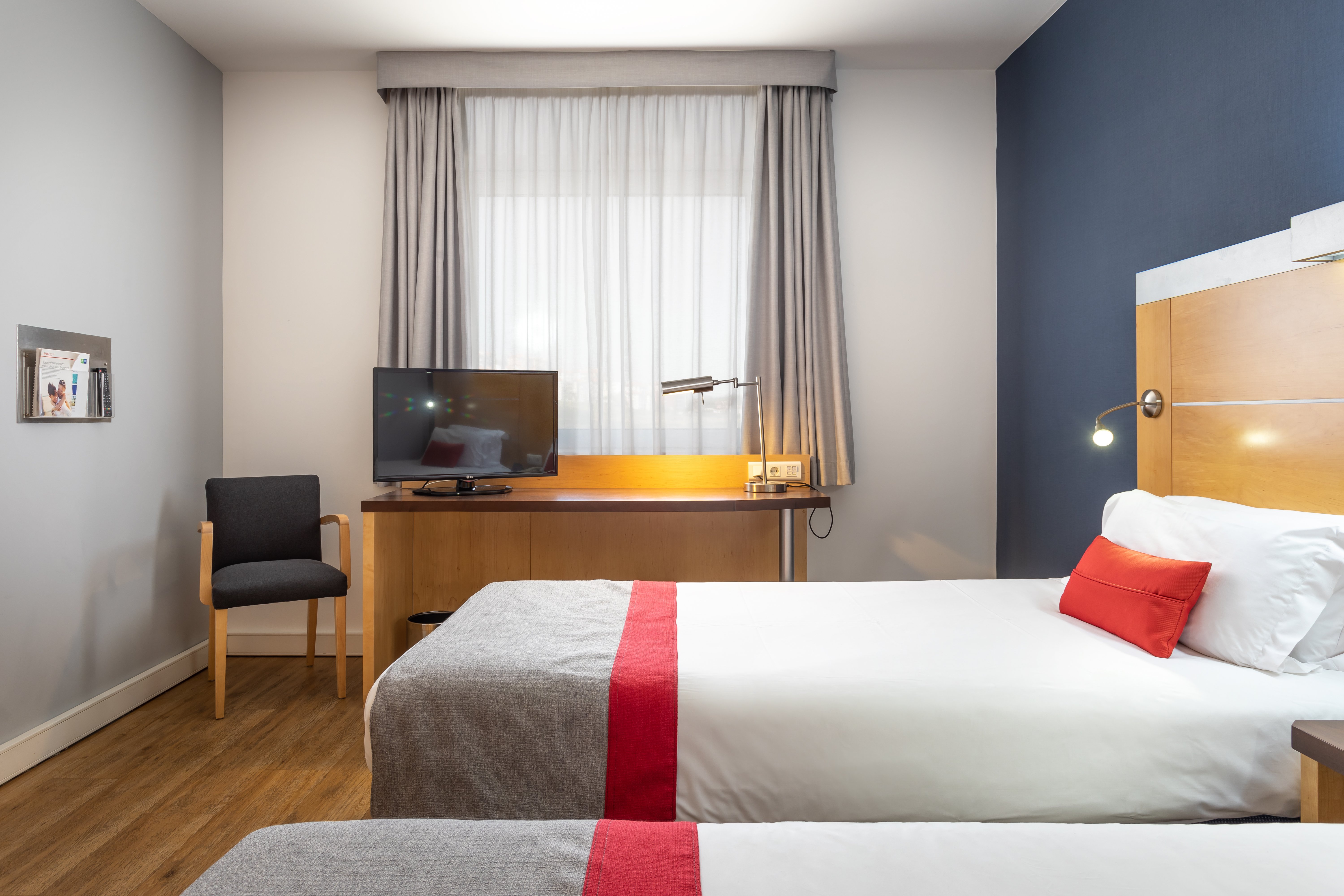 holiday inn express lisbon oeiras by ihg