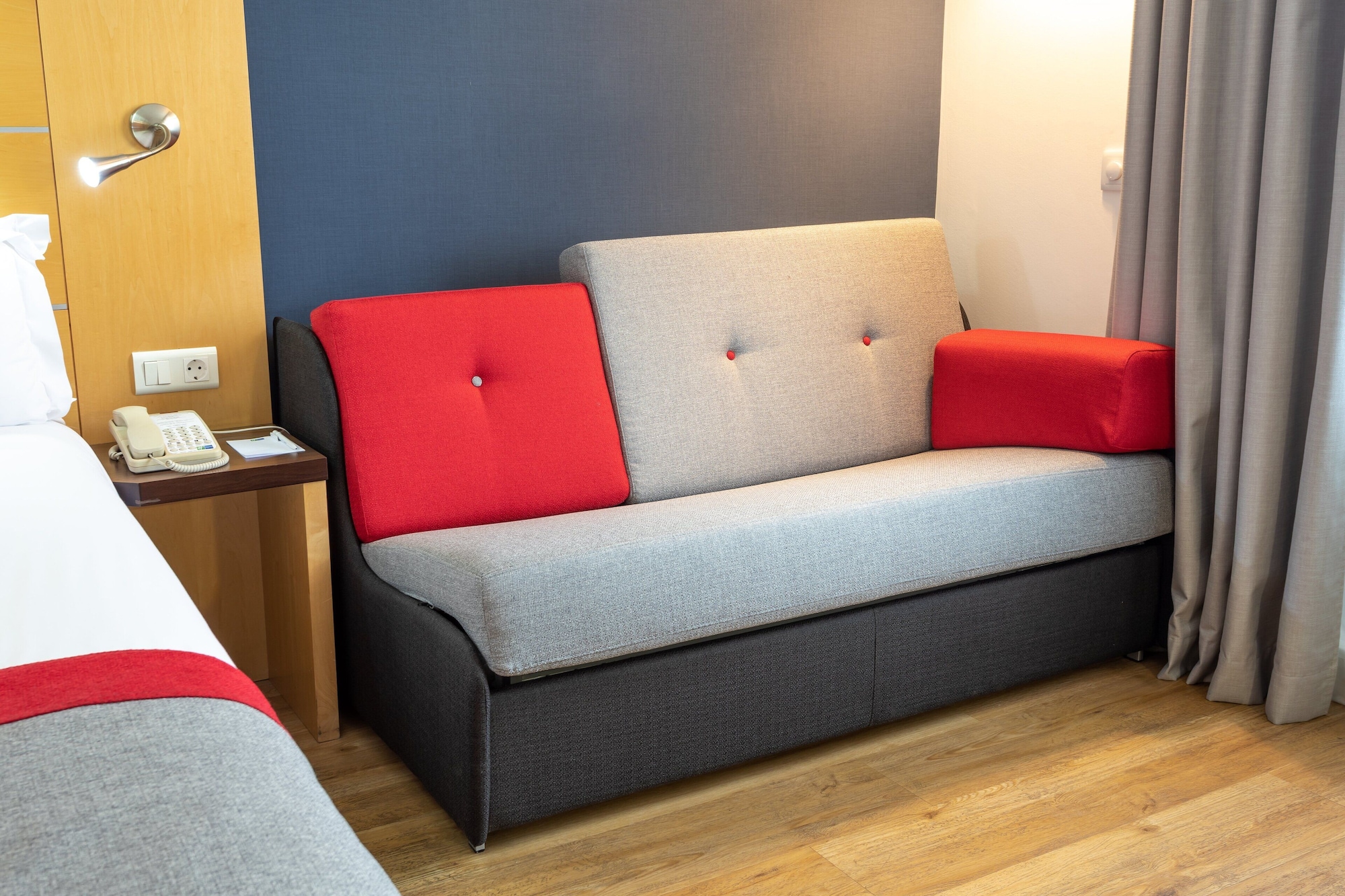holiday inn express lisbon oeiras by ihg