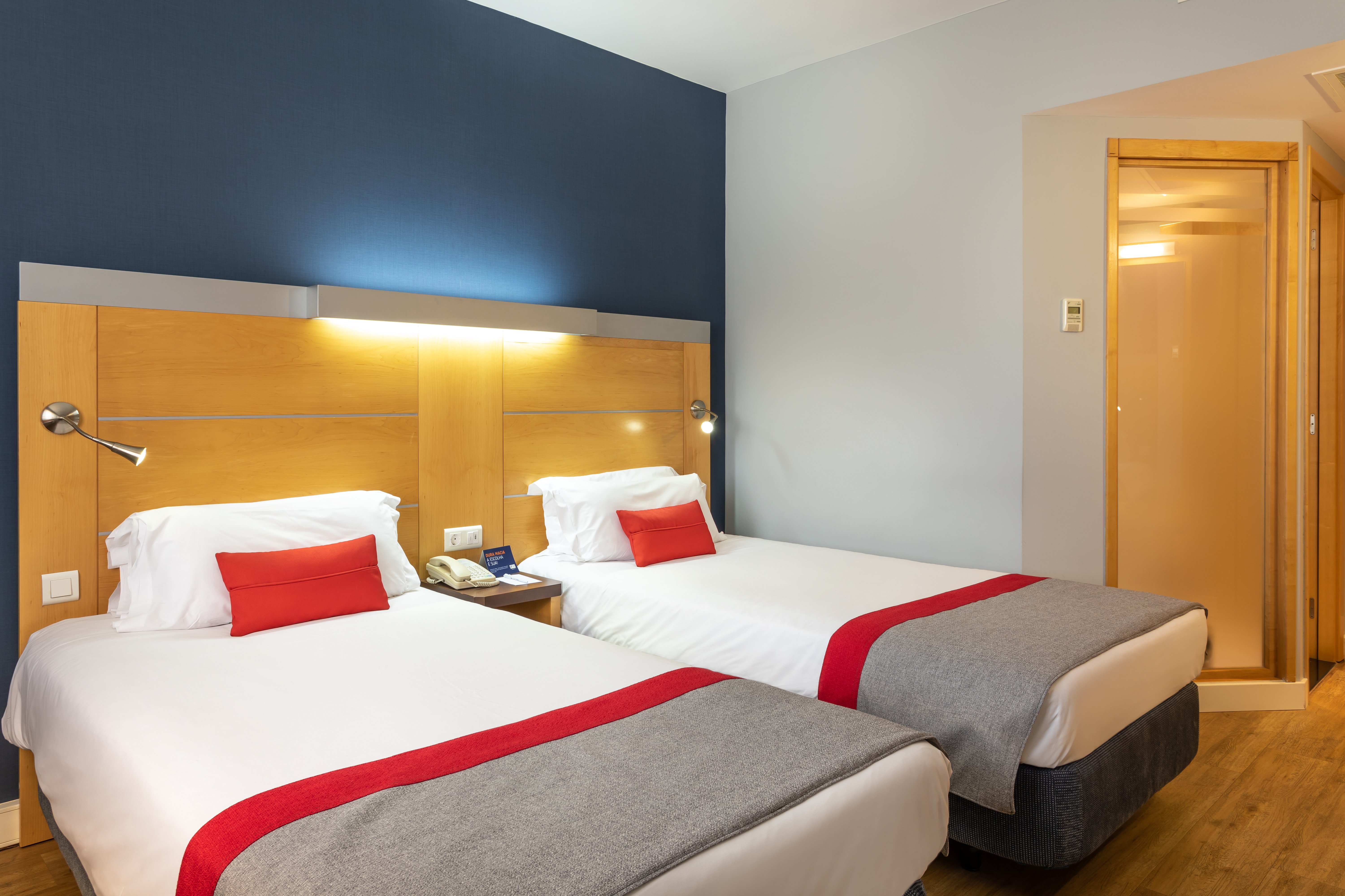 holiday inn express lisbon oeiras by ihg