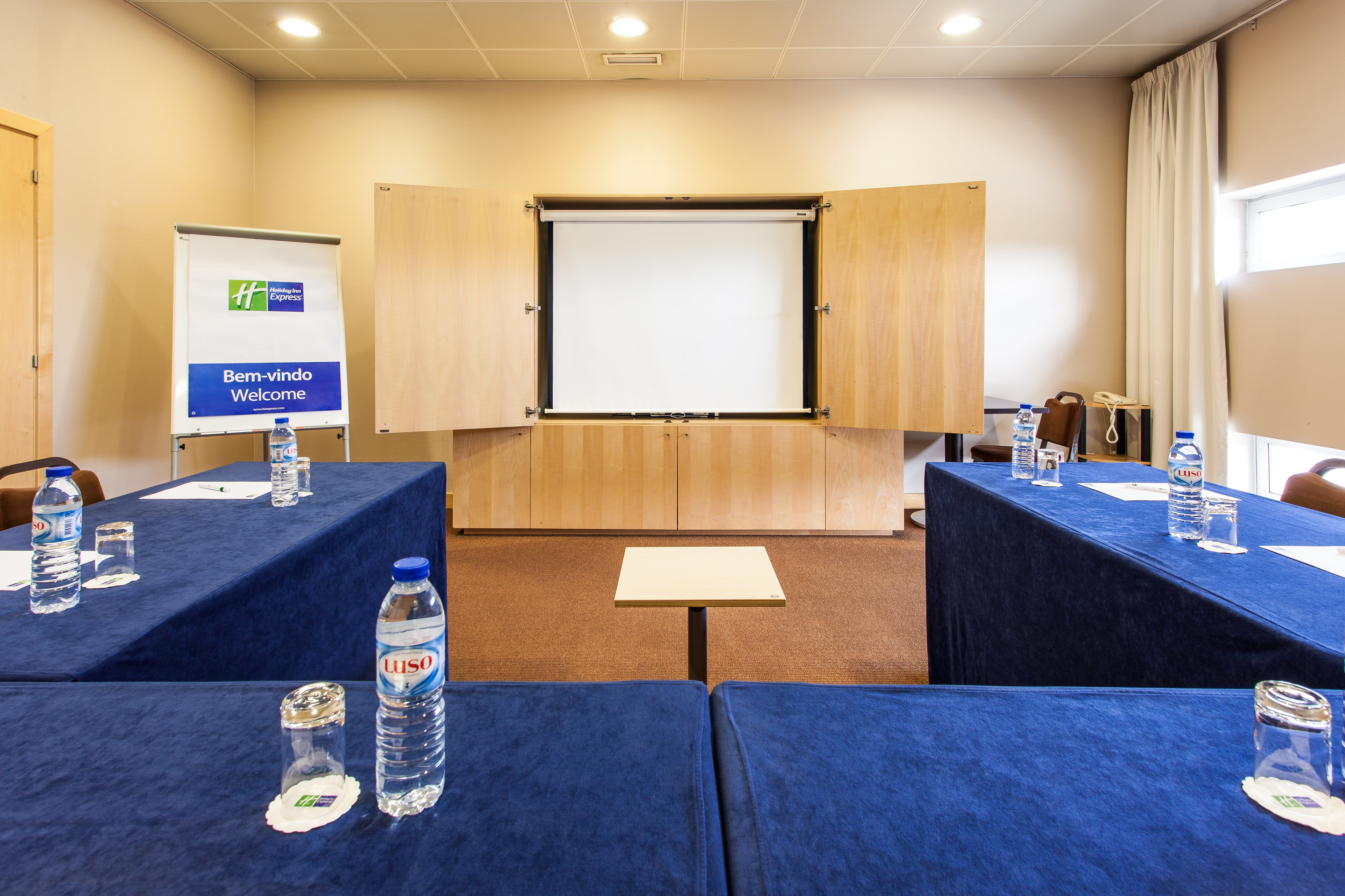 holiday inn express lisbon oeiras by ihg