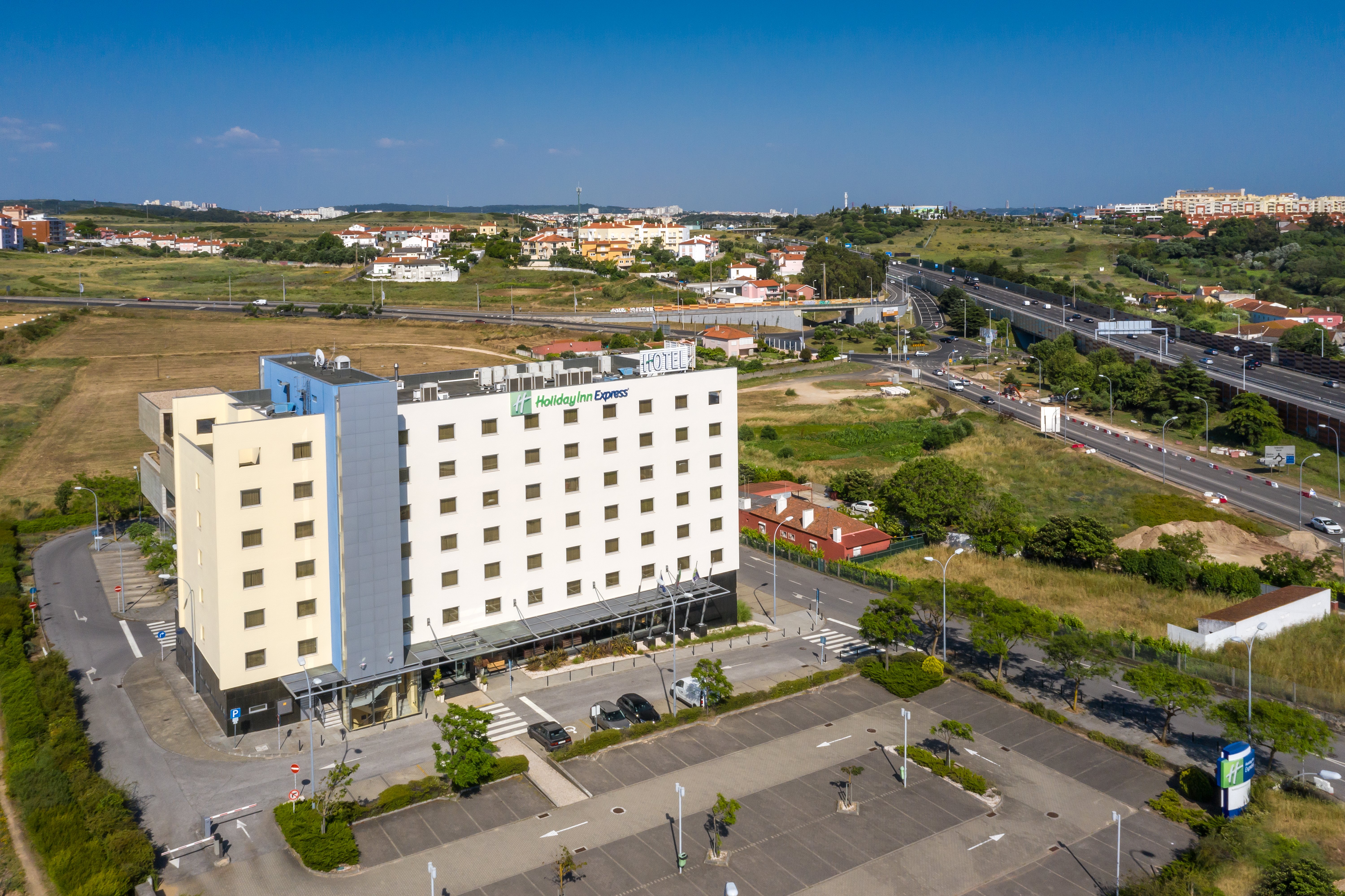 holiday inn express lisbon oeiras by ihg