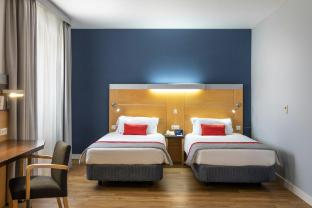 holiday inn express lisbon oeiras by ihg