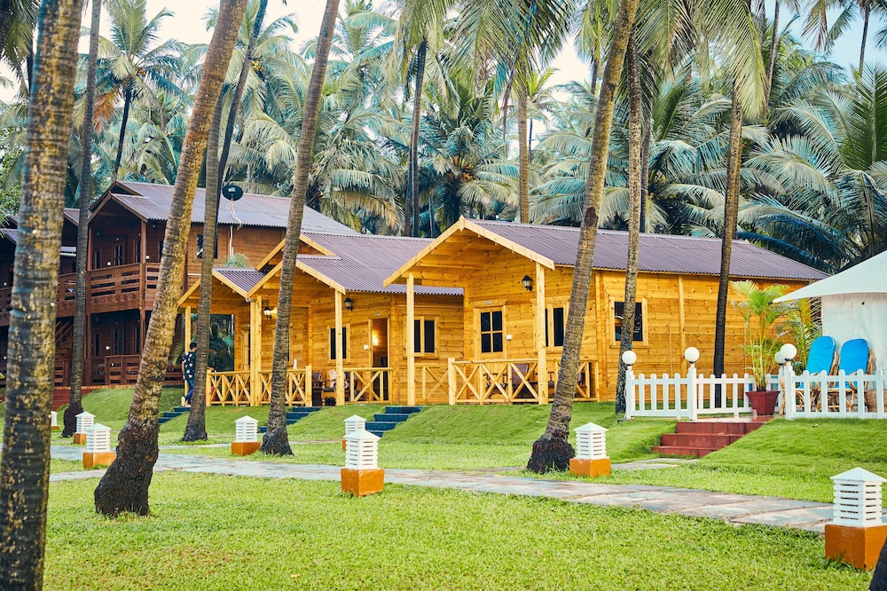 La Cabana Beach And Spa,Mandrem Beach,4 star