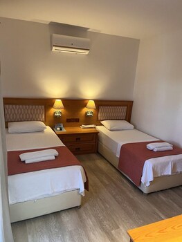 yelken hotel akyaka