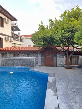 yelken hotel akyaka