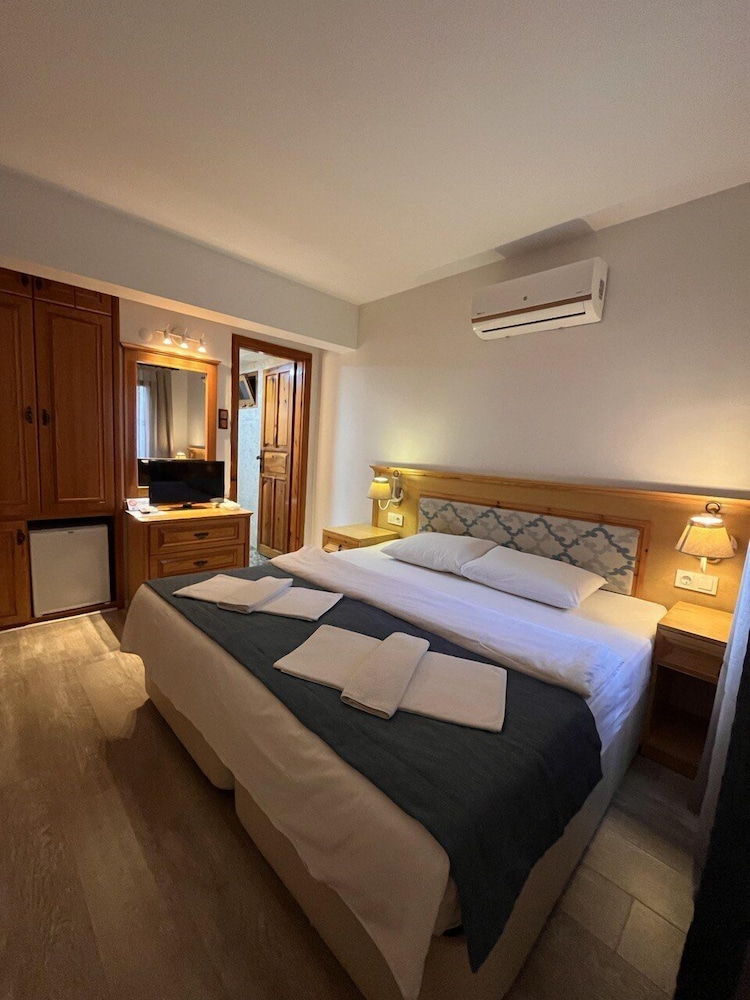 yelken hotel akyaka