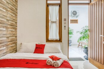 reddoorz syariah near taman pelangi jogja 2