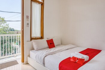 reddoorz syariah near taman pelangi jogja 2