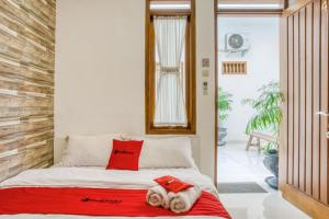 reddoorz syariah near taman pelangi jogja 2