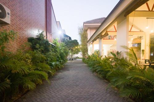 reddoorz plus syariah near alun alun sampang