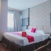 reddoorz plus near pantai coastarina 2