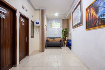 formerly reddoorz plus near balai kota batu 2