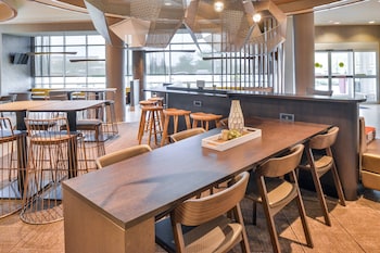 springhill suites by marriott ashburn dulles north