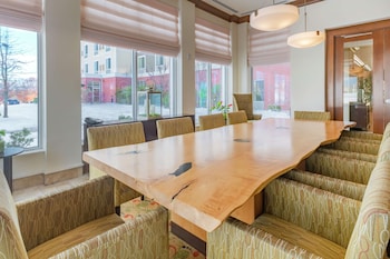 hilton garden inn devens common