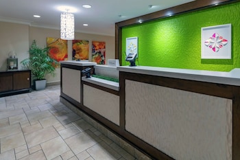 hilton garden inn devens common