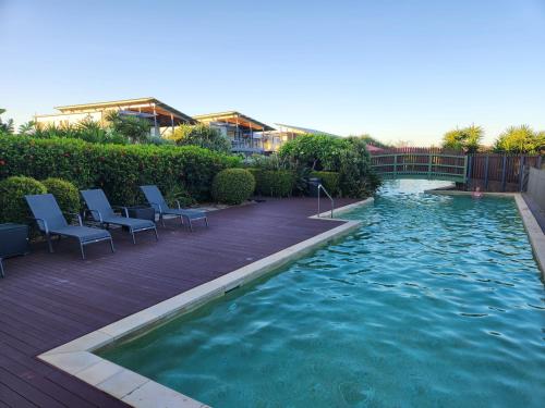 serenity diamond beach