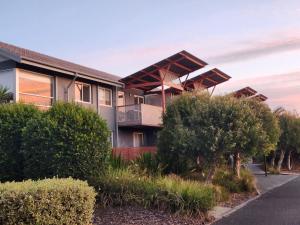 serenity diamond beach