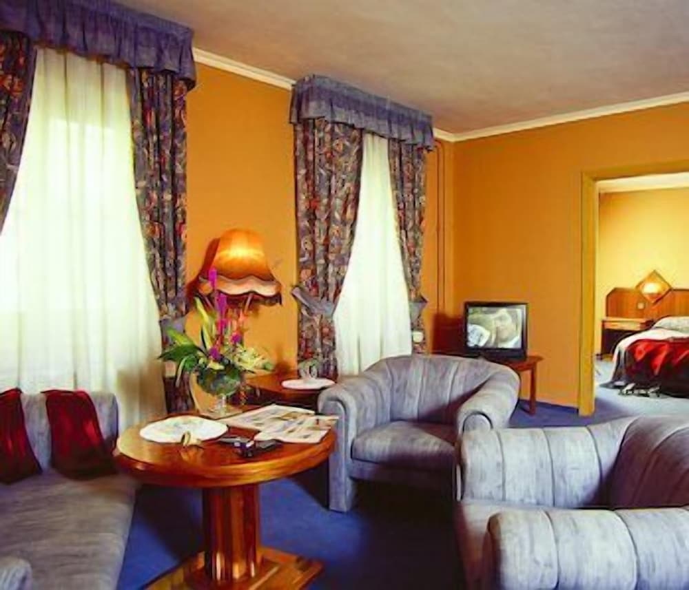 hotel concertino zlata husa