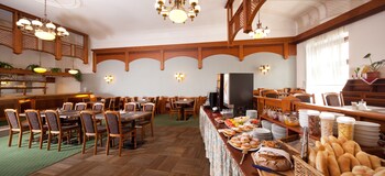 hotel concertino zlata husa