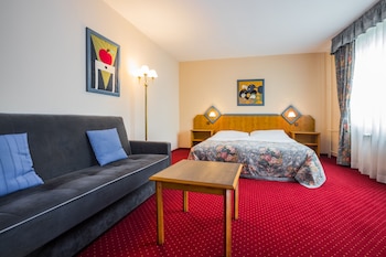 hotel concertino zlata husa