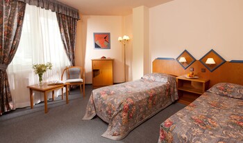 hotel concertino zlata husa