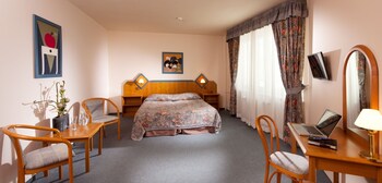 hotel concertino zlata husa