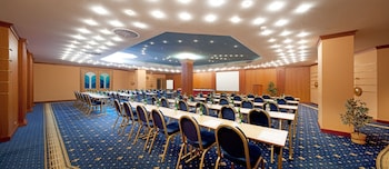 hotel concertino zlata husa