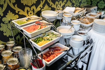 pytloun city boutique self check in hotel