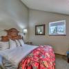 3302 sun meadows 2 br condo