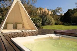 rothman manor guest house