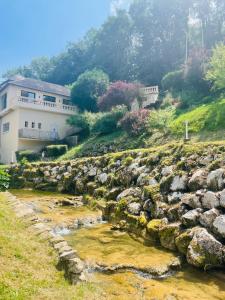 hotel de la vallee heureuse