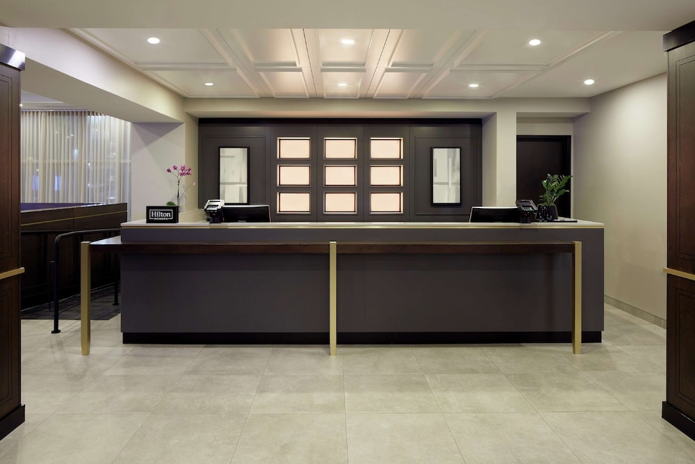 doubletree by hilton montreal airport