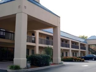 quality inn near six flags