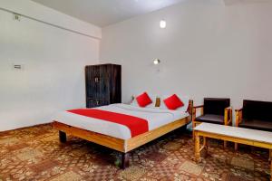 Delhi Star,Badgam>>Srinagar,2 star
